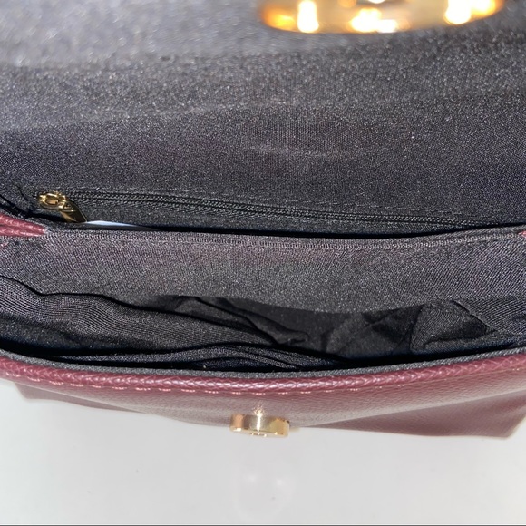 Aldo Burgundy Crossbody Purse Gold Tone Accents - Picture 6 of 9